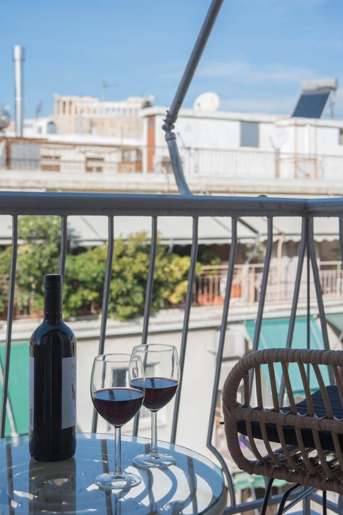 Acropolis View Apt In Koukaki Атина Екстериор снимка
